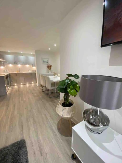 Luxury Town Centre Walking Distance To Rsc Theatre Appartamento *