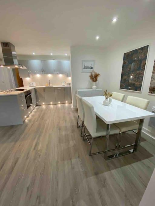 Appartamento Luxury Town Centre Walking Distance To Rsc Theatre