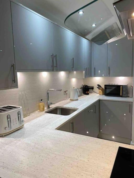 Luxury Town Centre Walking Distance To Rsc Theatre *